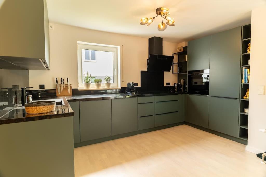 Grafschafft Angenehmes Wohnen - Mit 2 Schlafzimmern Apartment *
